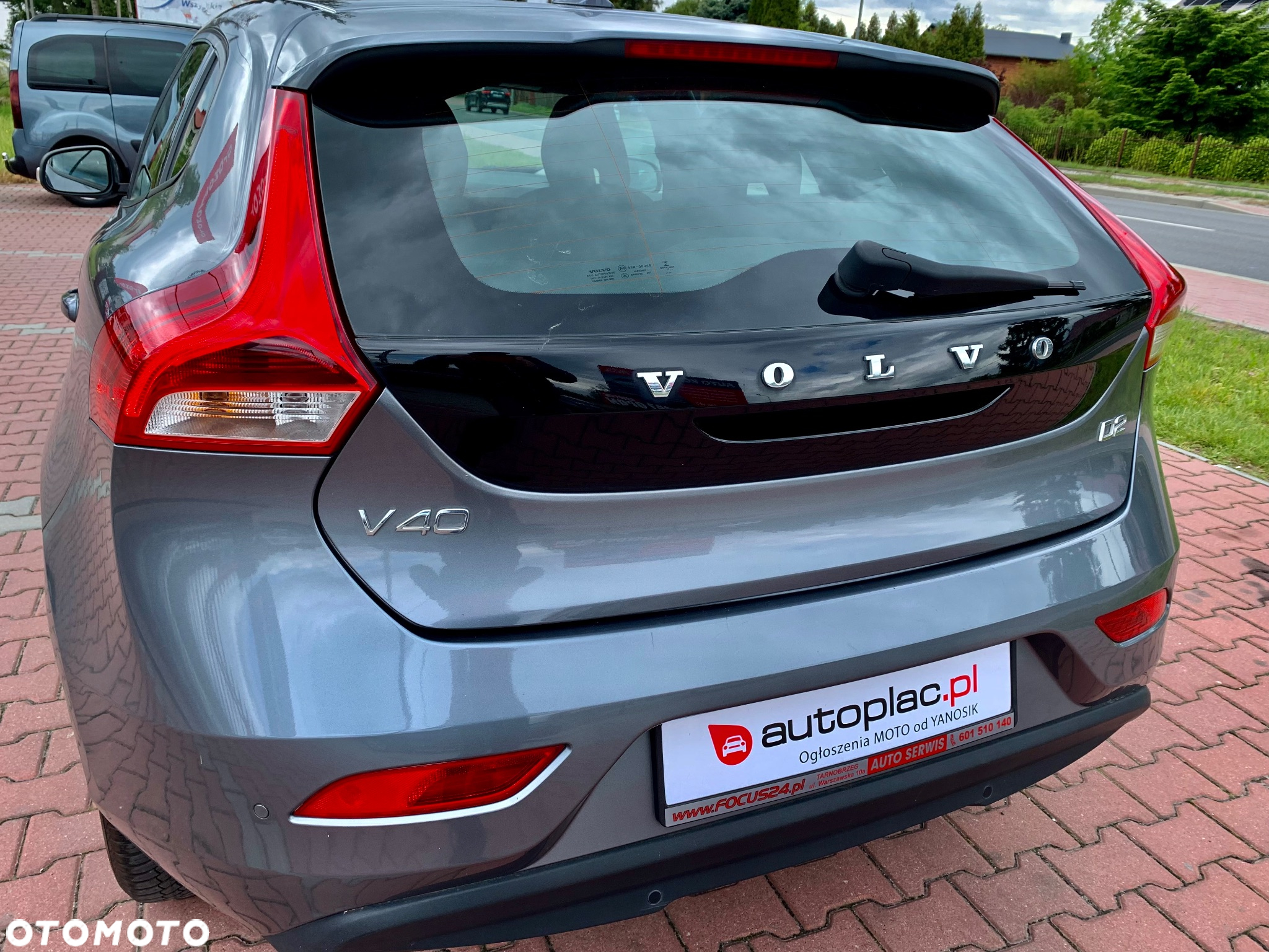 Volvo V40 D2 Drive-E Summum - 8