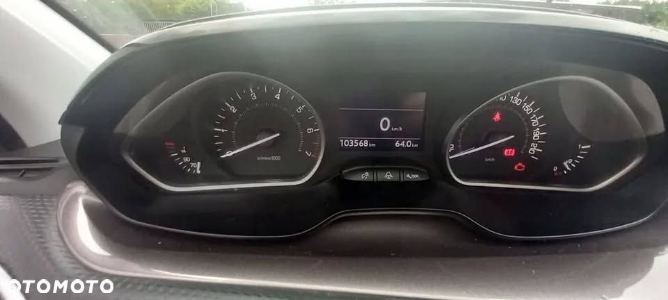 Peugeot 2008 1.6 VTi Active - 3