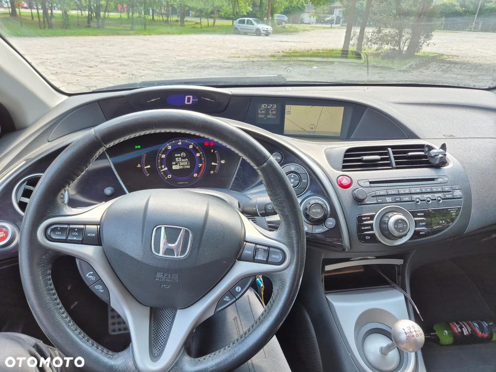 Honda Civic 1.8 TypeS + NAVI - 6