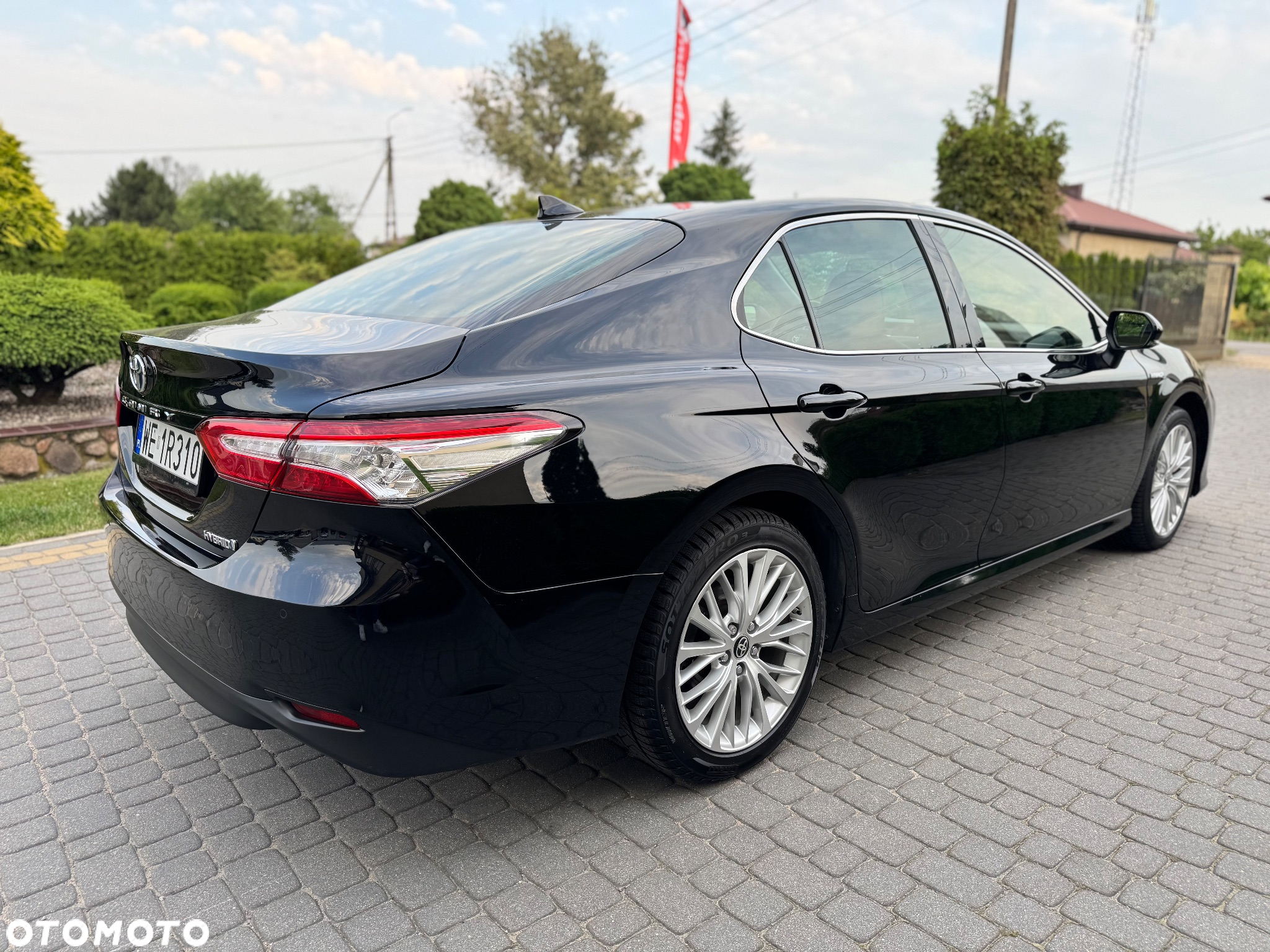 Toyota Camry 2.5 Hybrid Executive CVT - 8