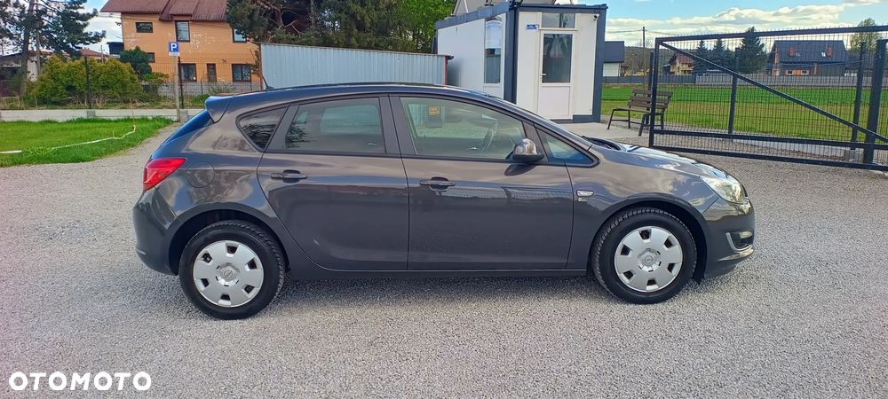Opel Astra 1.4 Turbo 150 Jahre - 7