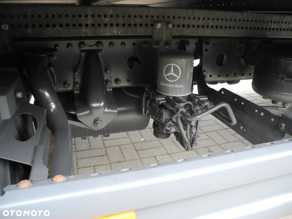 Mercedes-Benz ATEGO - 14