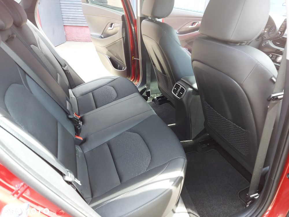Hyundai i30 1.4 T-GDI Premium - 27
