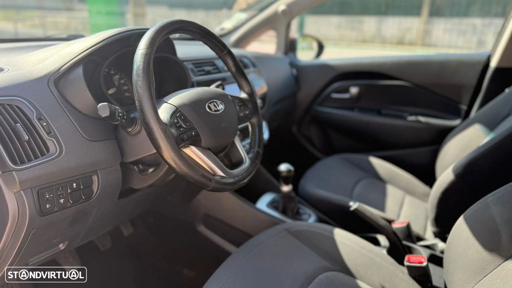 Kia Rio 1.2 CVVT LX - 8