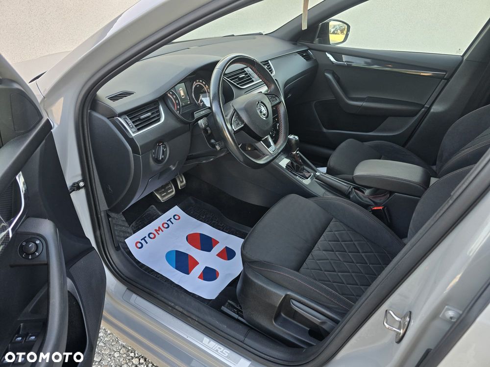 Skoda Octavia 2.0 TDI RS DSG - 7