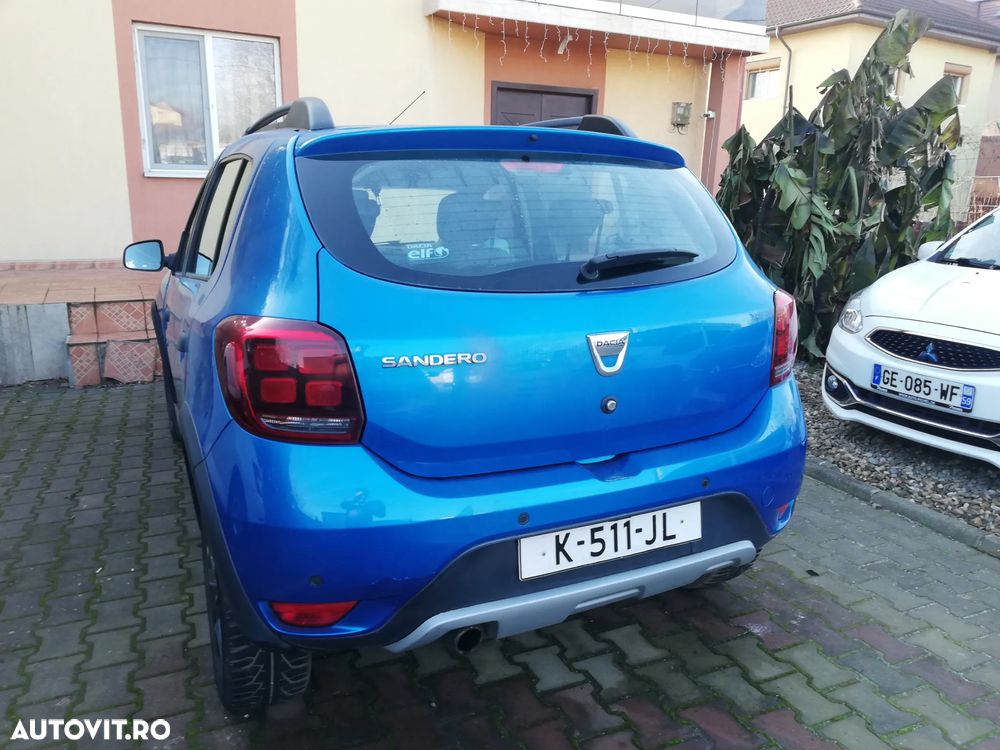 Dacia Sandero TCe 90 S&S Celebration - 3