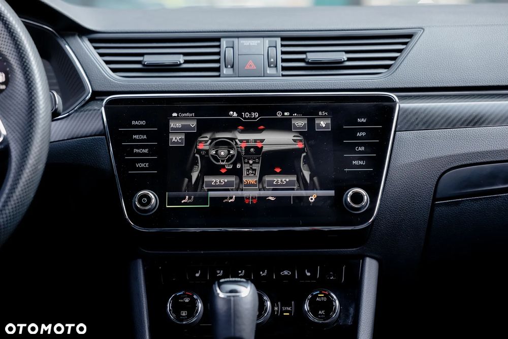 Skoda Superb 2.0 TSI Sportline DSG - 20