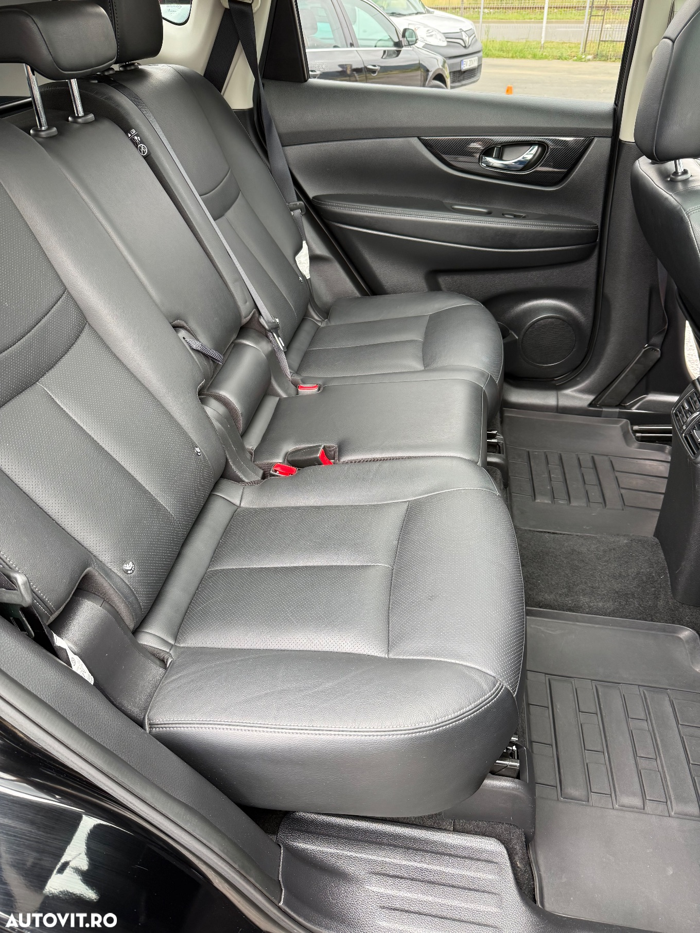 Nissan X-Trail 2.0D XTRONIC Start/Stop 4x4-i Tekna - 20