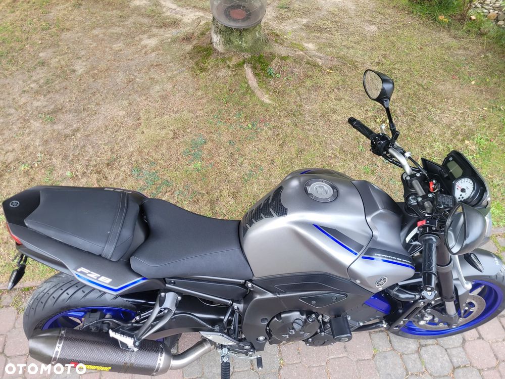 Yamaha FZ8 - 17