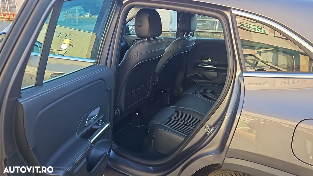 Mercedes-Benz GLA 250 e 8G-DCT Style - 11