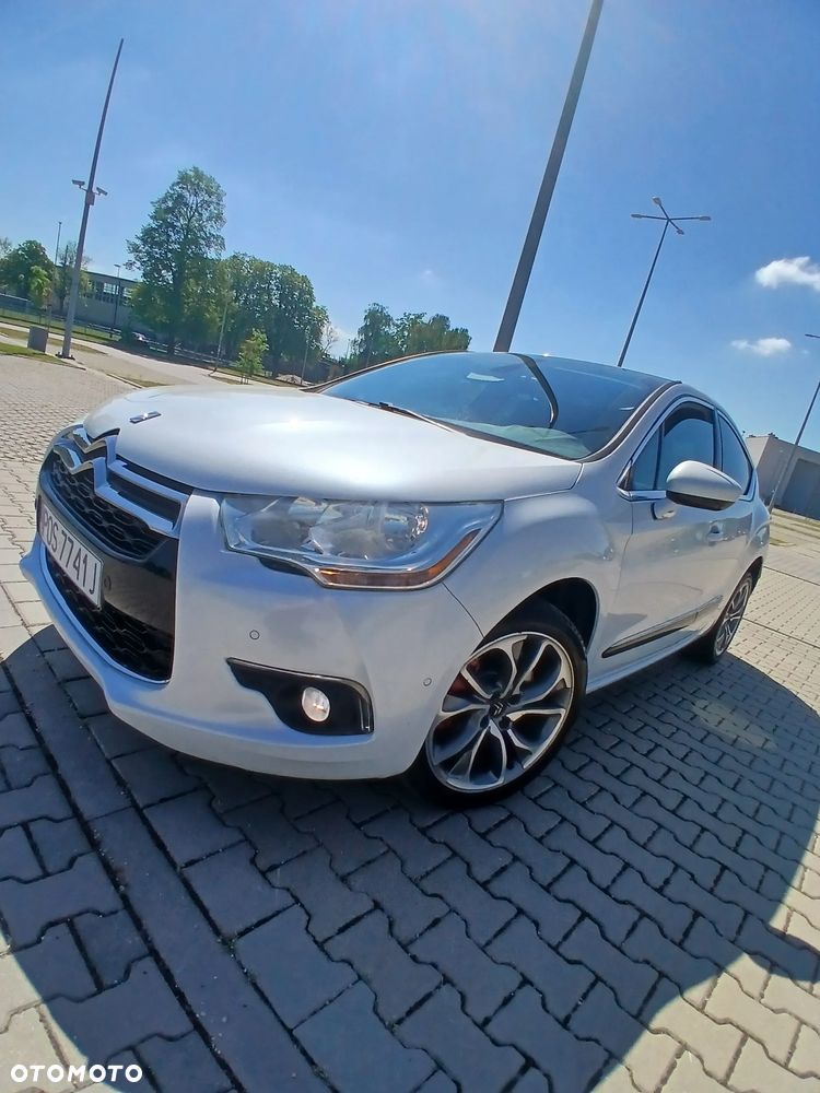 Citroën DS4 1.6 THP SportChic - 1