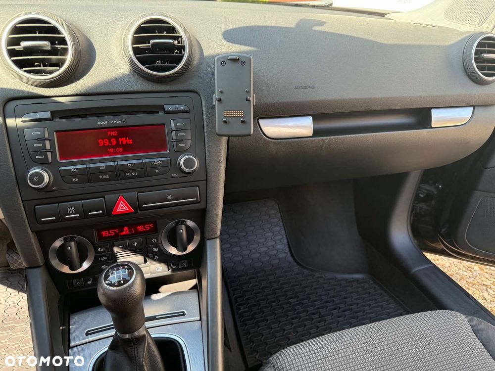 Audi A3 Sportback 1.6 Attraction - 20