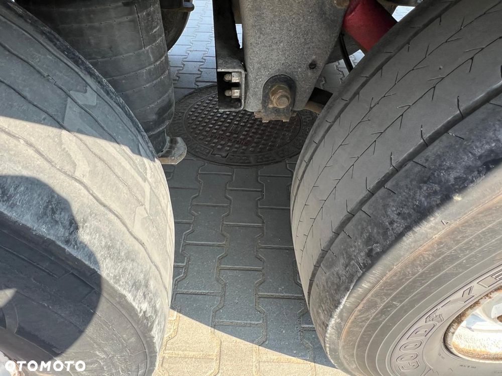 Schmitz Cargobull SKO - 11