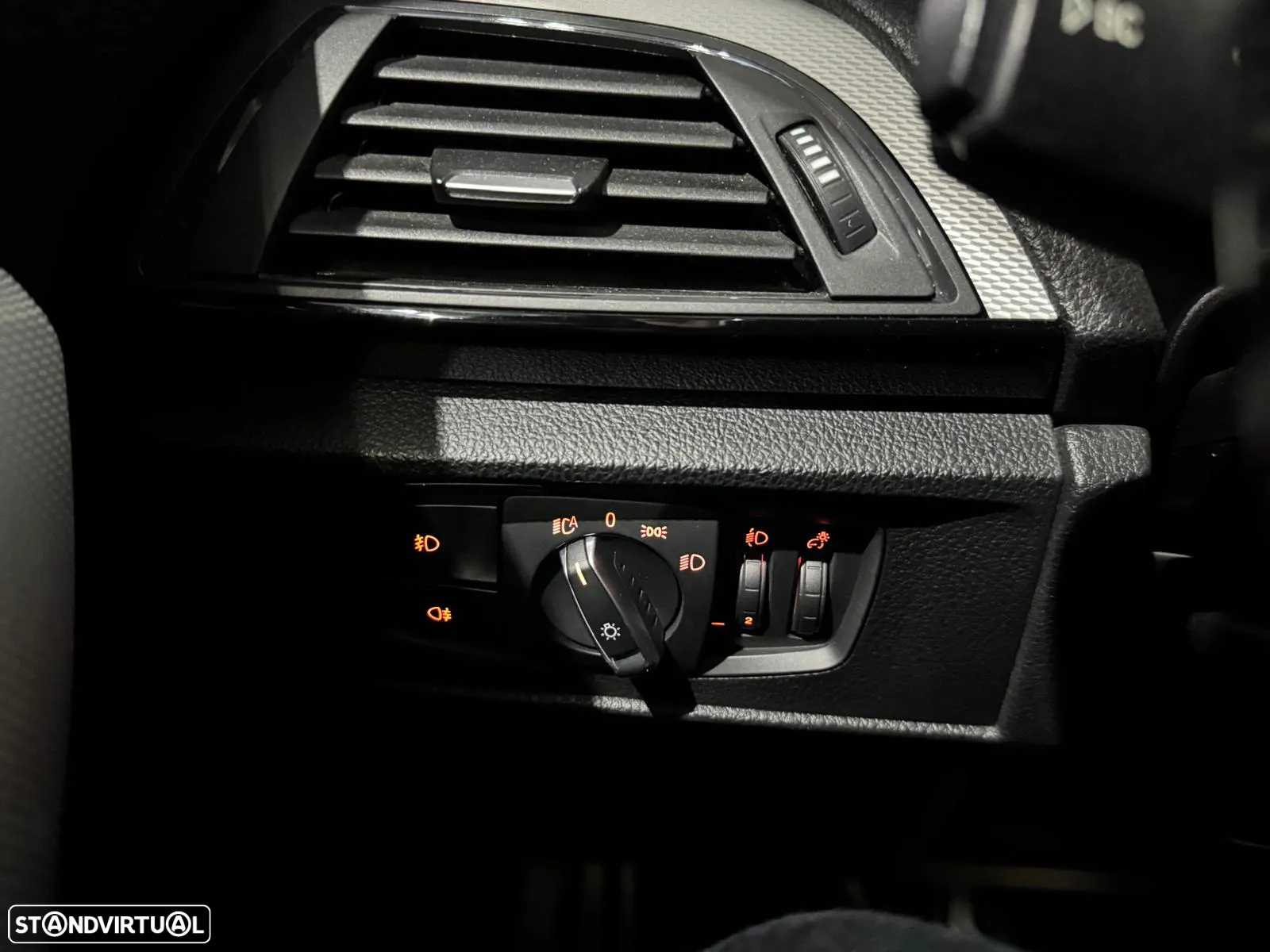 BMW 116 d Pack M - 29