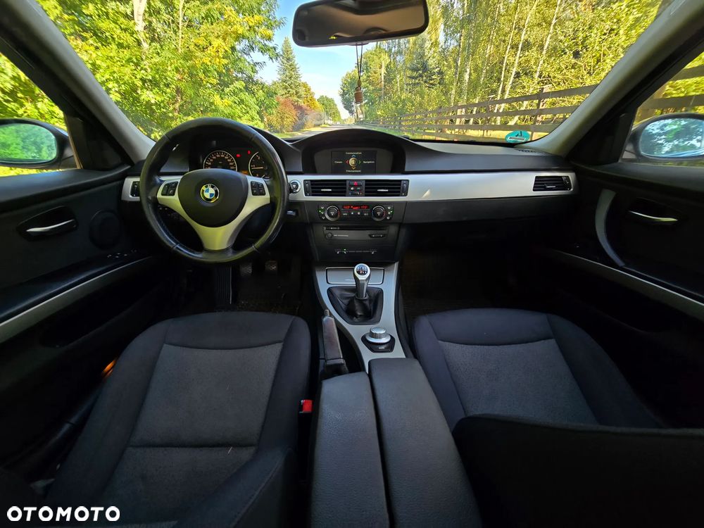 BMW Seria 3 318d - 7