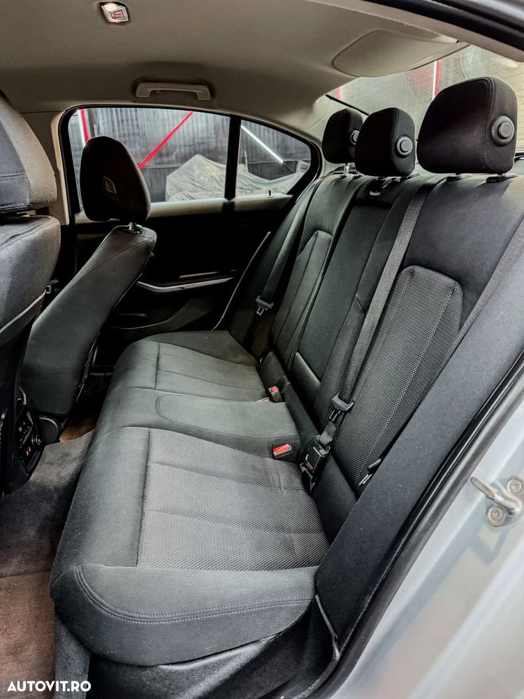 BMW Seria 3 318d Advantage - 22