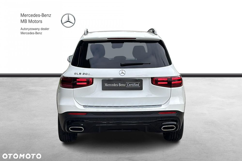 Mercedes-Benz GLB - 4