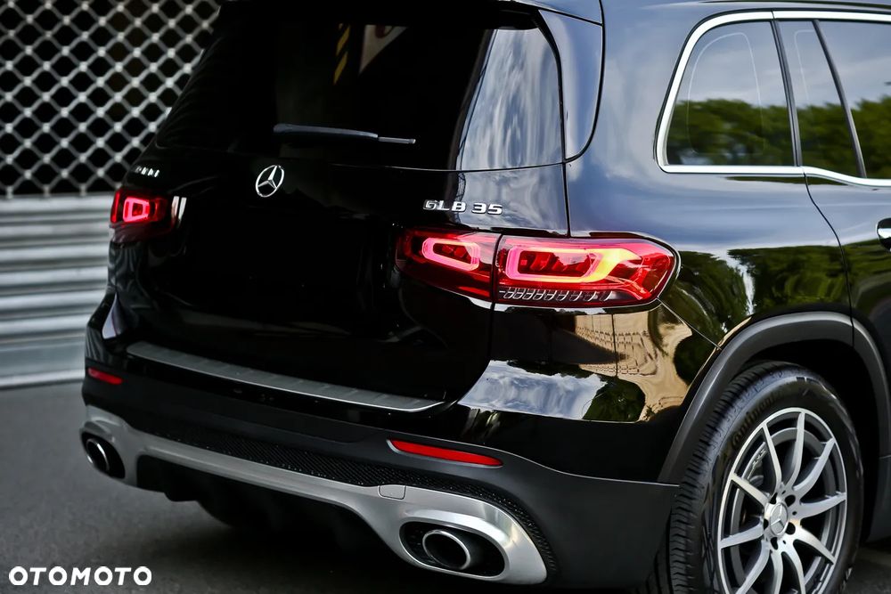 Mercedes-Benz GLB AMG 35 4Matic AMG Speedshift DCT 8G - 19