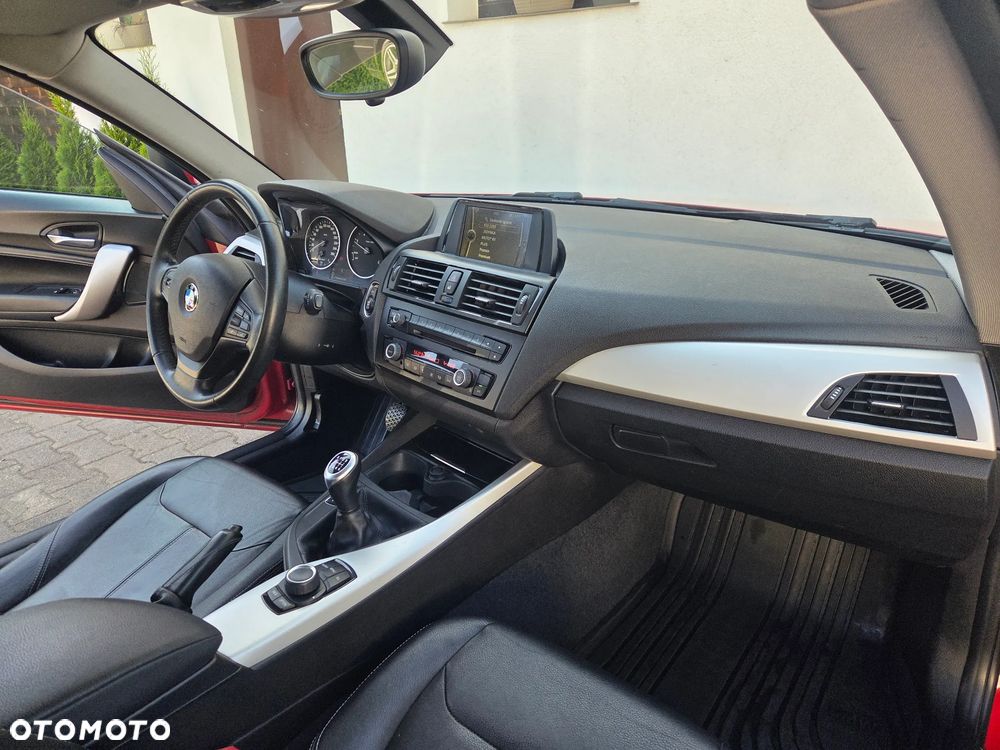 BMW Seria 1 116d - 29