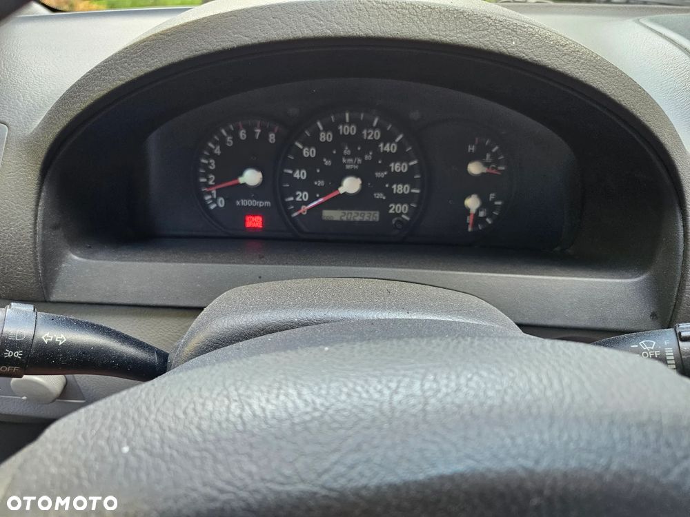 Kia Sorento 2.4 LX - 8