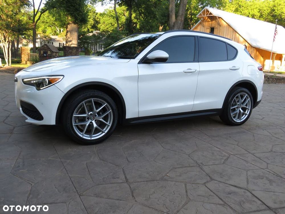 Alfa Romeo Stelvio 2.0 Turbo 16V AT8-Q4 Ti - 5