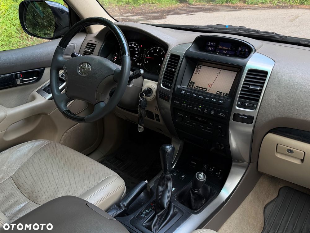 Toyota Land Cruiser 3.0 D Luna Comfort Platinium - 12