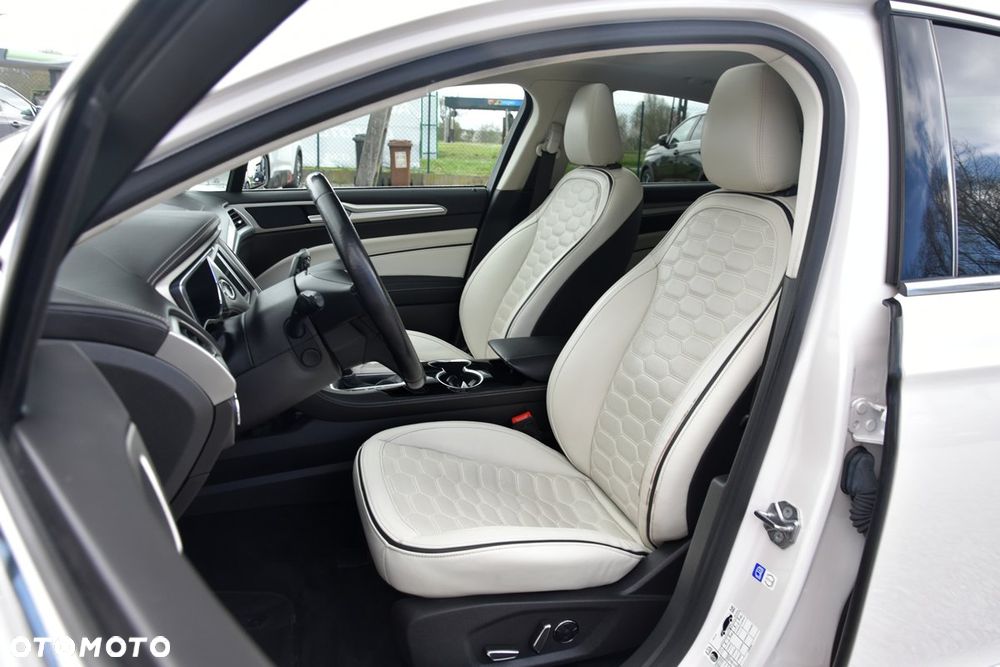 Ford Mondeo 2.0 Ti-VCT VIGNALE - 19