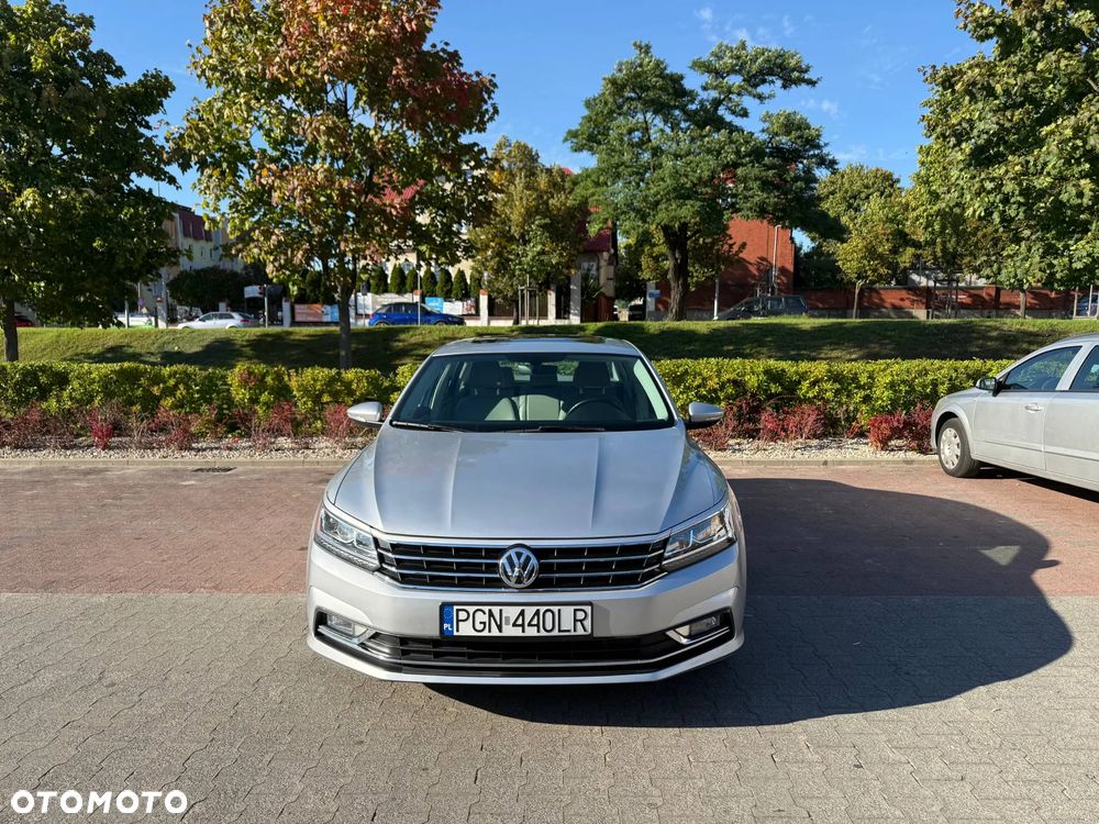 Volkswagen Passat 1.8 TSI Comfortline DSG - 3