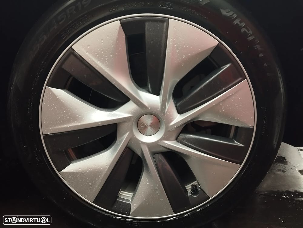 Tesla Model Y Long Range Tração Integral - 9