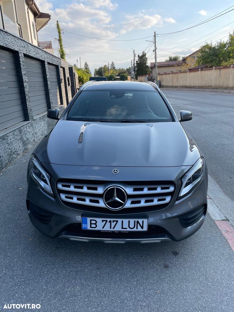 Mercedes-Benz GLA 200 7G-DCT AMG Line - 3