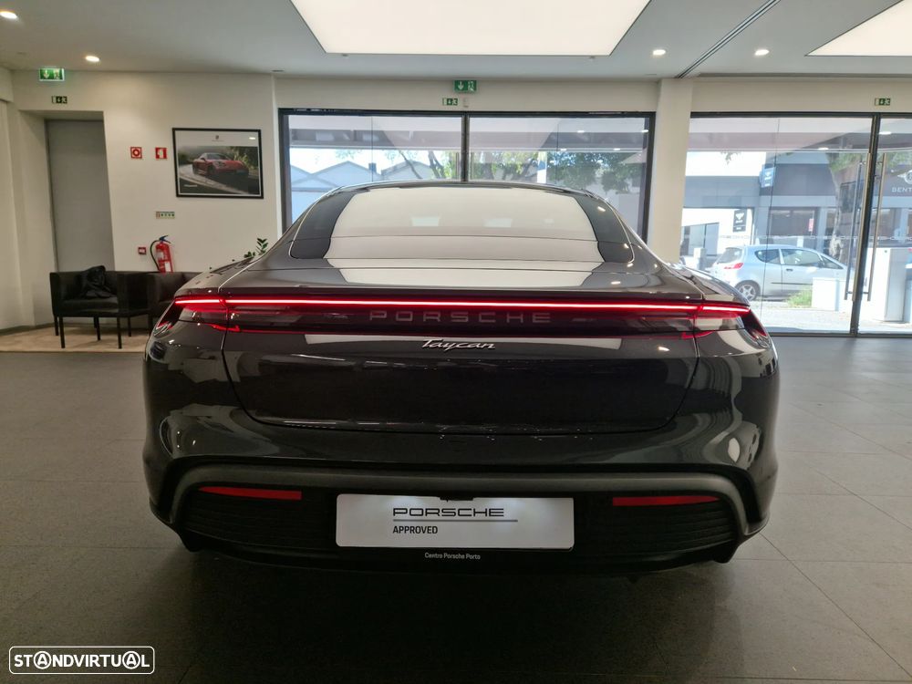 Porsche Taycan Standard - 4