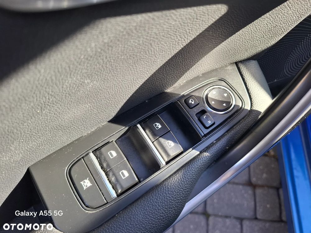Kia Ceed - 12