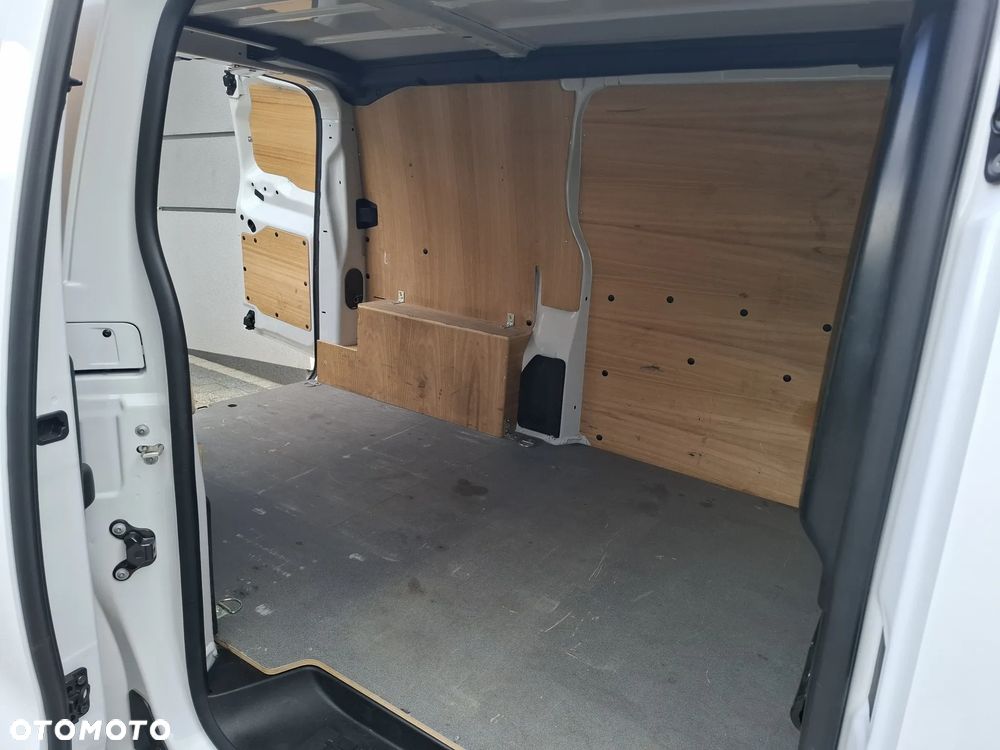 Peugeot Expert - 12