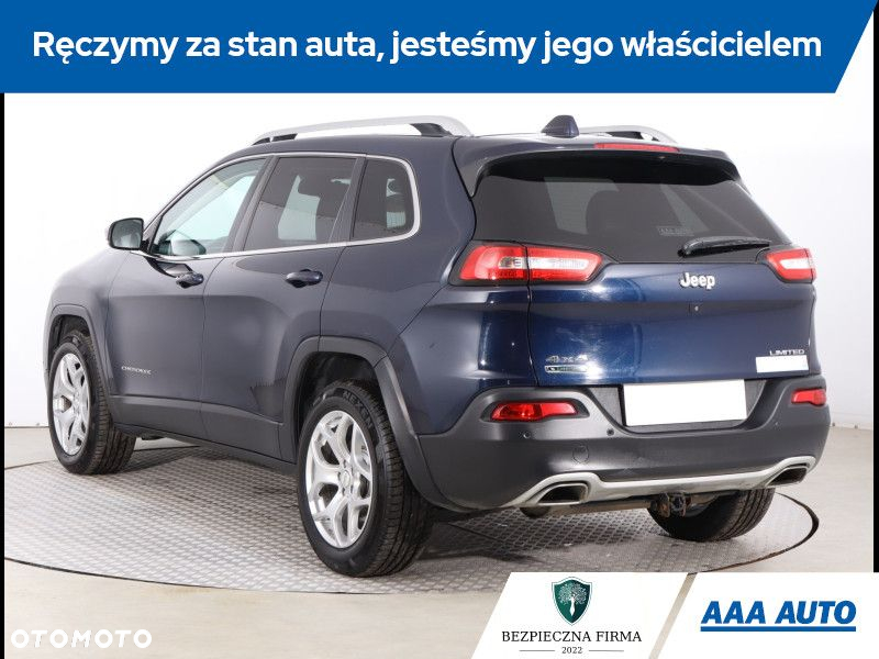 Jeep Cherokee - 5