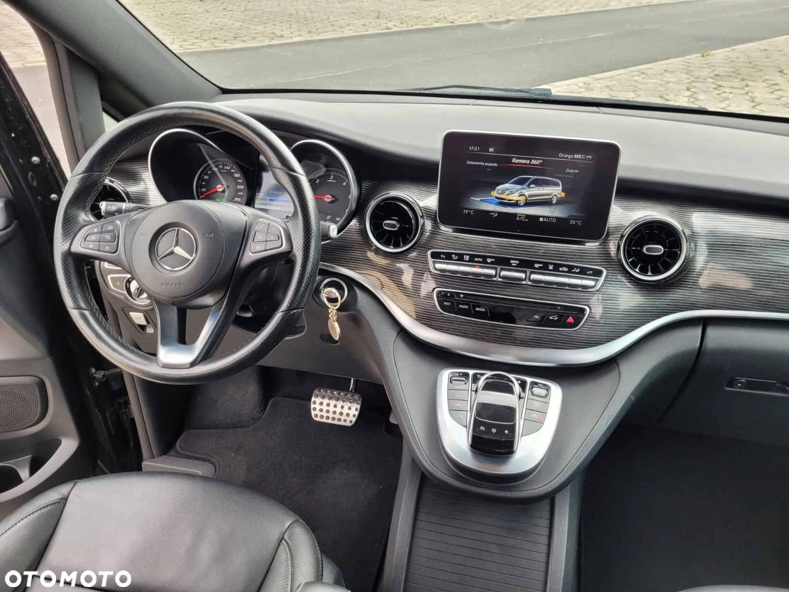Mercedes-Benz Klasa V 250 d extralang 9G-TRONIC Edition - 15