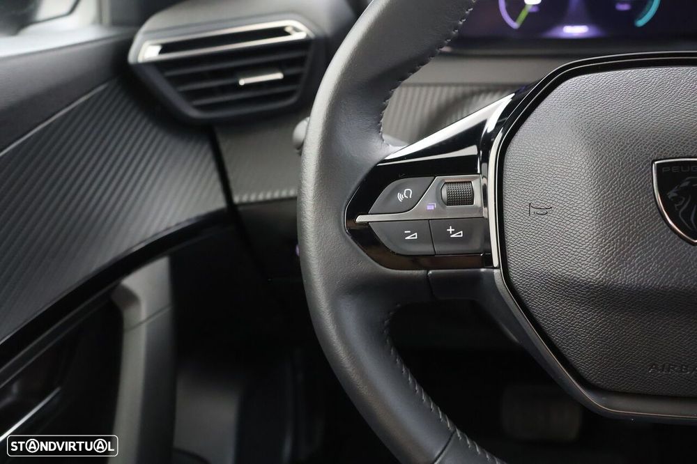 Peugeot e-2008 54 kWh Allure - 10