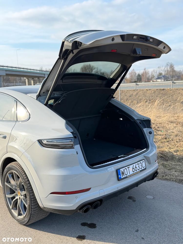 Porsche Cayenne Turbo - 15