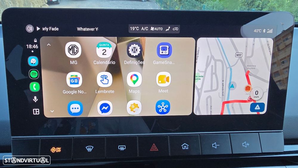 MG MG4 64 kWh Luxury - 27