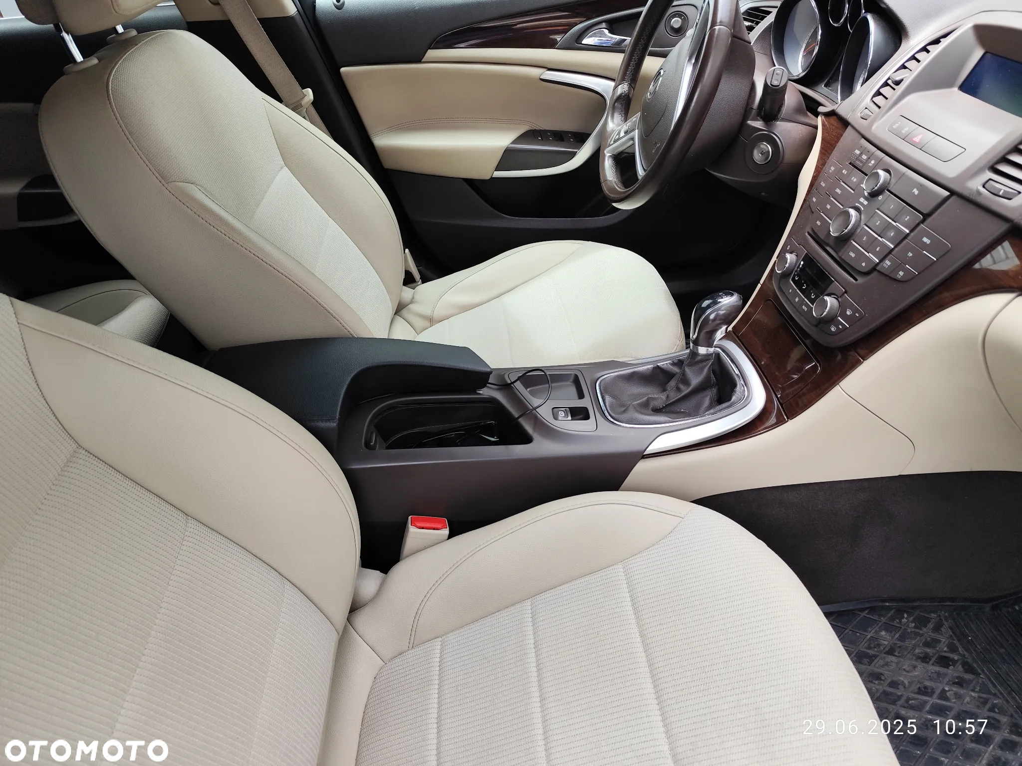 Opel Insignia 2.0 T Cosmo 4x4 - 26