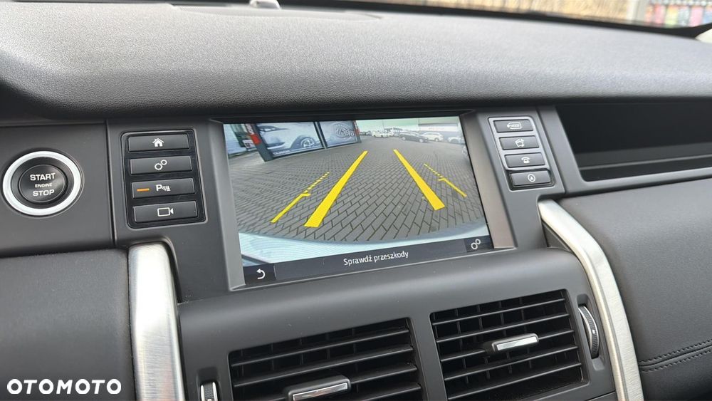 Land Rover Discovery Sport 2.0 TD4 HSE - 29