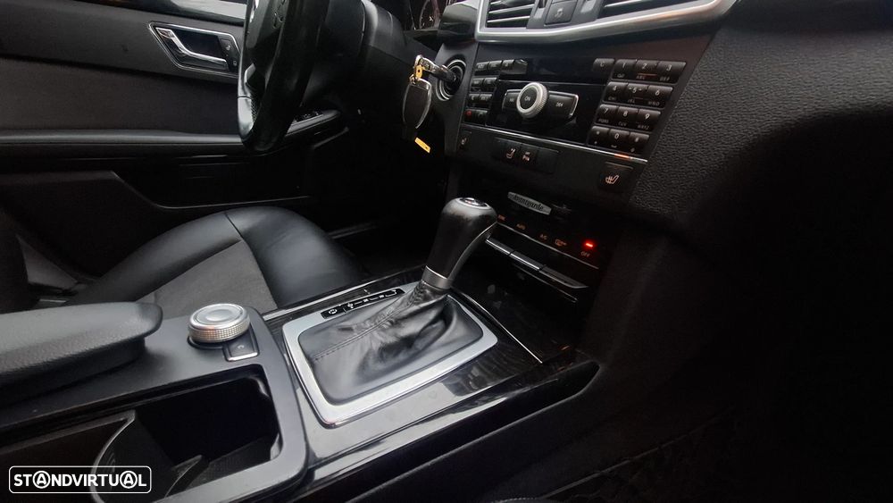 Mercedes-Benz E 200 CDI DPF BlueEFFICIENCY Auto Avantgarde - 33