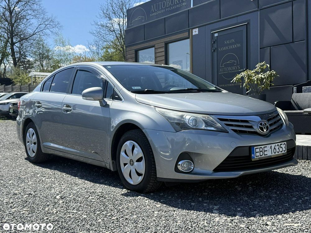 Toyota Avensis 1.8 Premium - 2