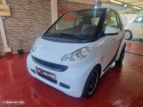 Smart ForTwo Coupé 1.0 mhd Pure 61