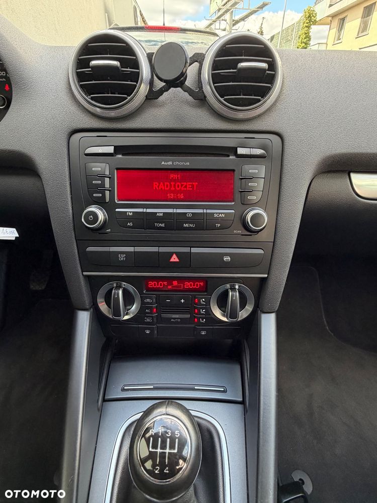 Audi A3 Sportback 1.6 Ambiente - 6