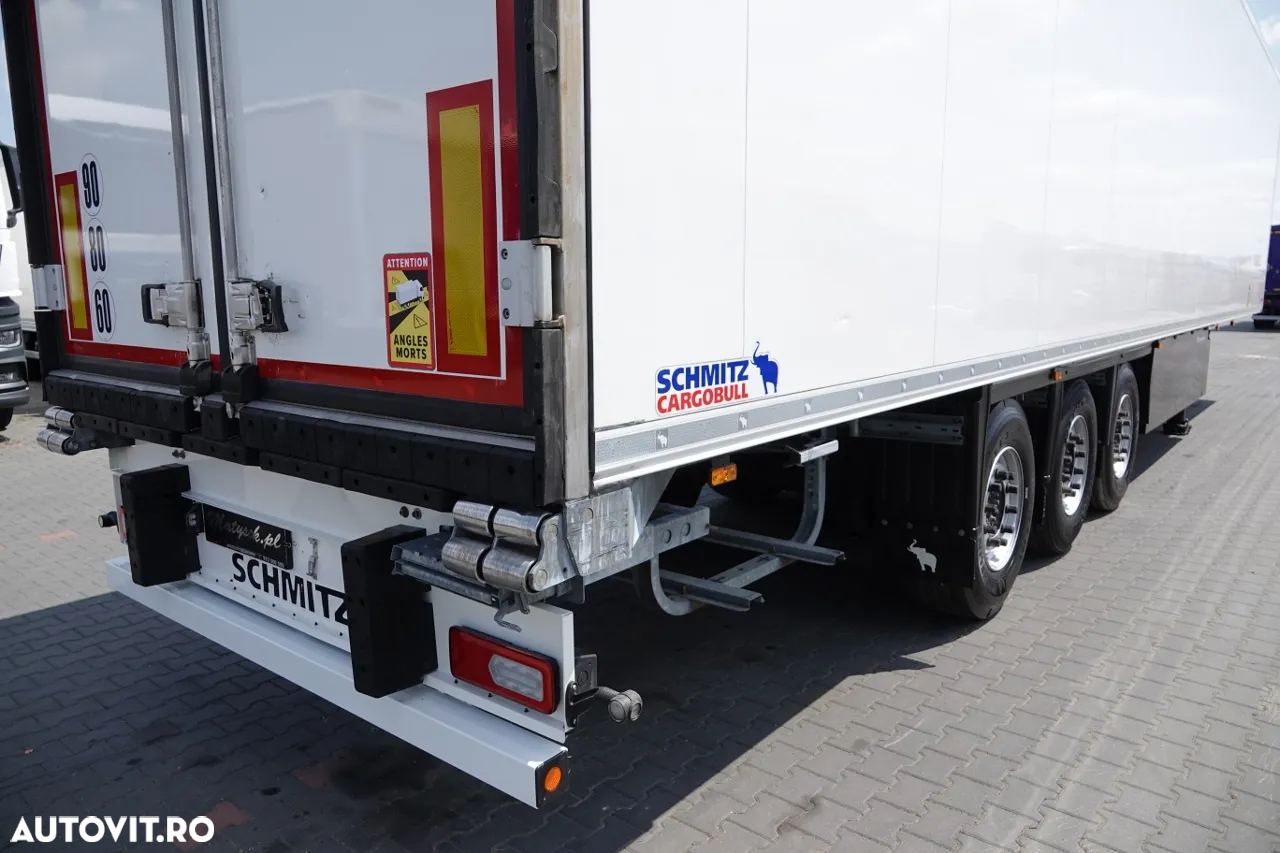 Schmitz Cargobull FRIGIDER / TRANSPORT VECTOR 1550 UNITĂȚI / DOPPELSTOCK / AXĂ RIDICATĂ / COȘ PENTRU PALEȚI / 2022 - 13