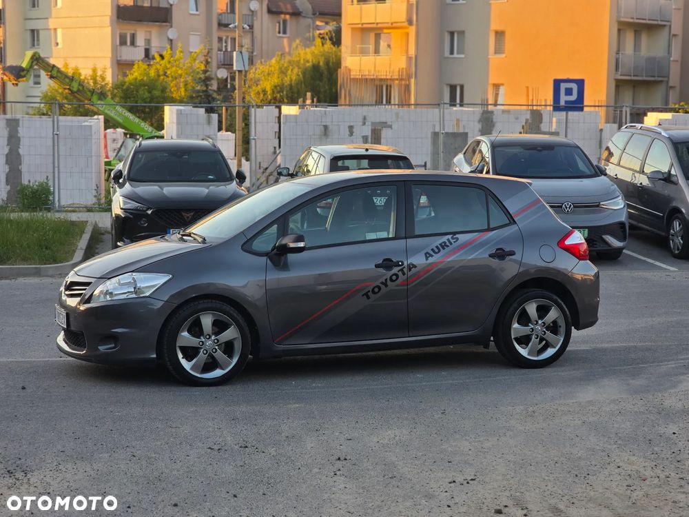 Toyota Auris 1.4 D-4D Active - 3