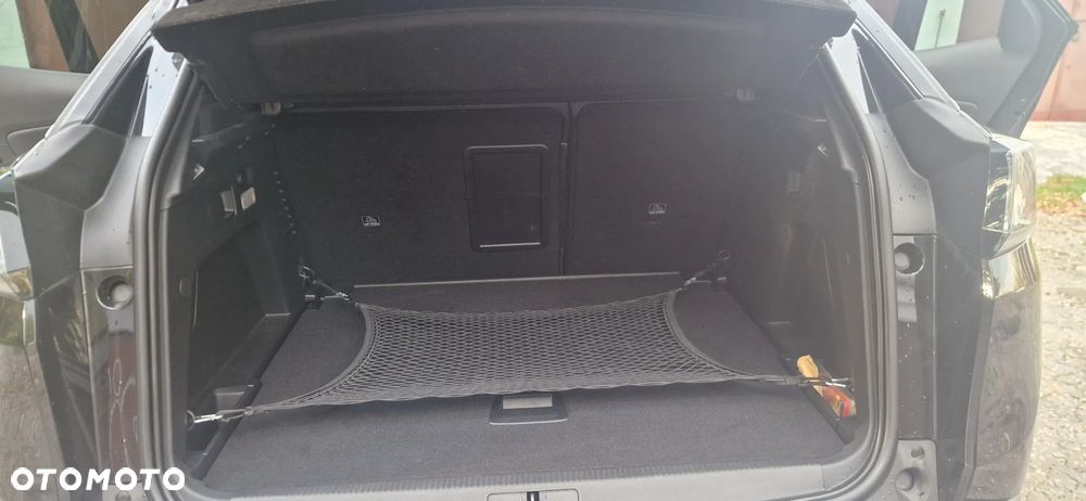 Peugeot 3008 1.2 PureTech Allure Pack S&S EAT8 - 9