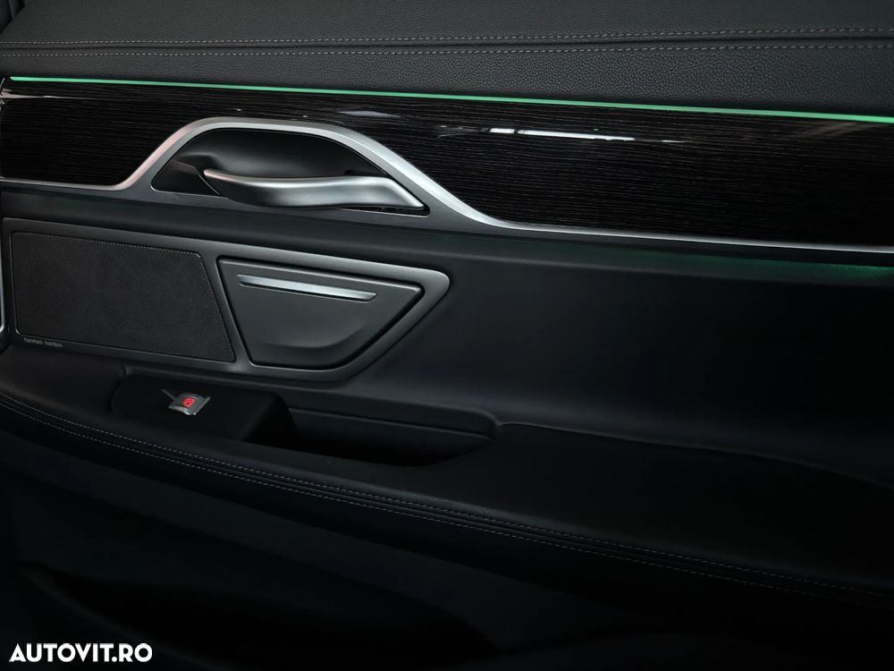 BMW Seria 7 730d xDrive - 18