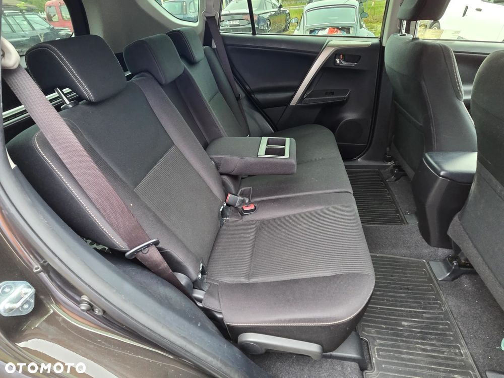Toyota RAV4 2.0 D-4D Premium - 27