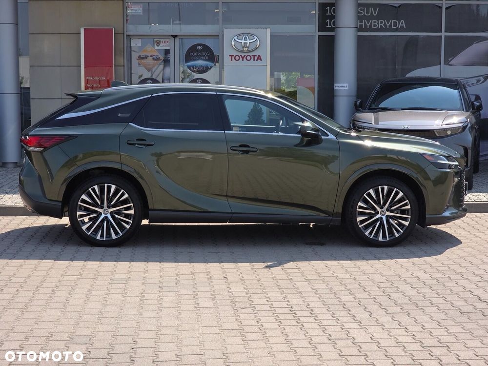 Lexus RX - 8